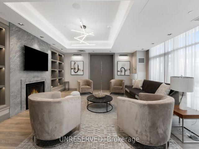 1304 - 501 St. Clair Ave W
