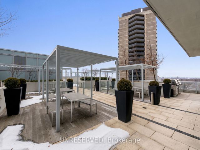 1304 - 501 St. Clair Ave W
