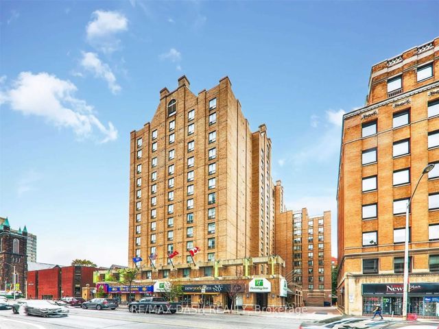 506 - 284 Bloor St W