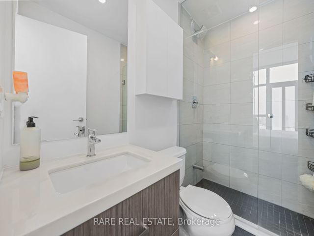 2106 - 501 St. Clair Ave W