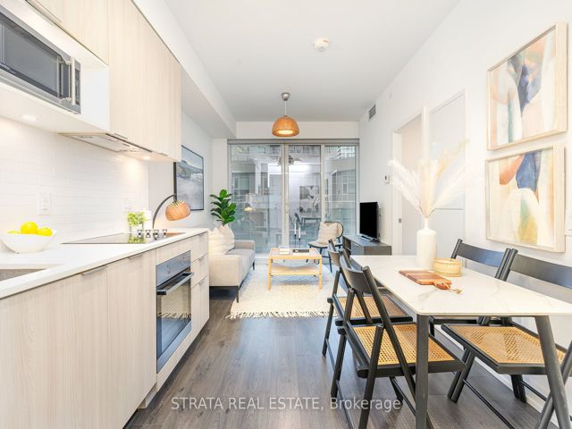 808 - 20 Tubman Ave E