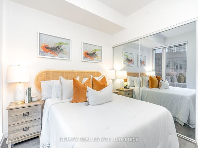 808 - 20 Tubman Ave E