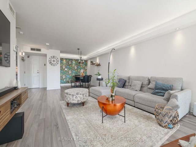 610 - 65 Scadding Ave