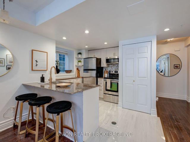 M1 - 539 Jarvis St