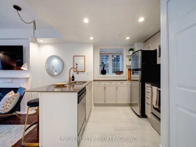 M1 - 539 Jarvis St