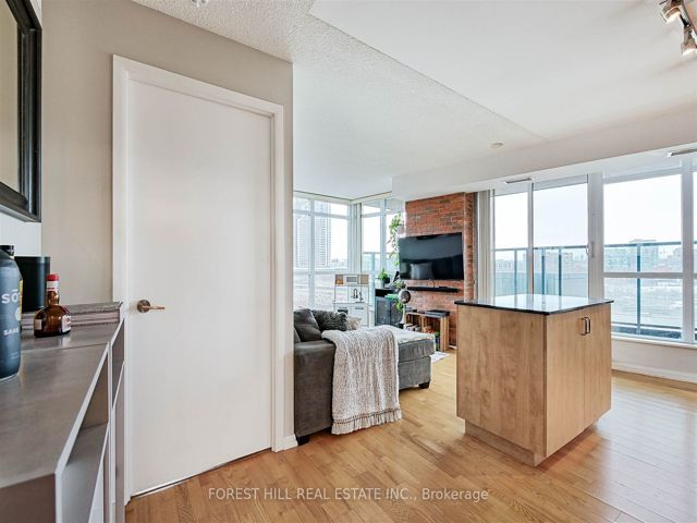 960 - 209 Fort York Blvd