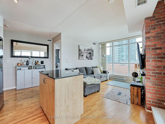 960 - 209 Fort York Blvd
