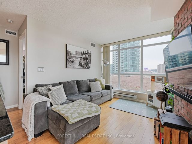 960 - 209 Fort York Blvd