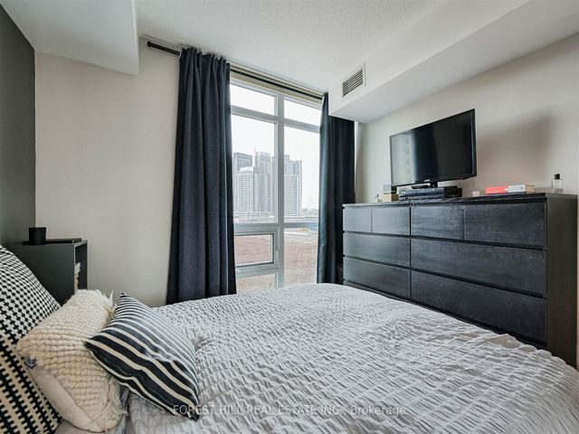 960 - 209 Fort York Blvd