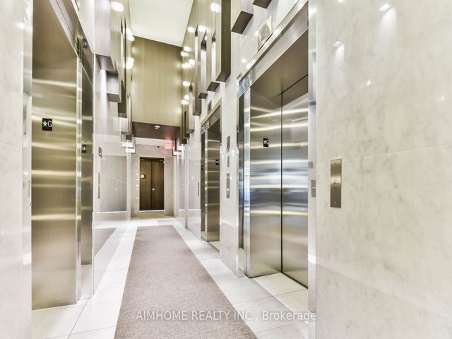 812 - 68 Canterbury Pl