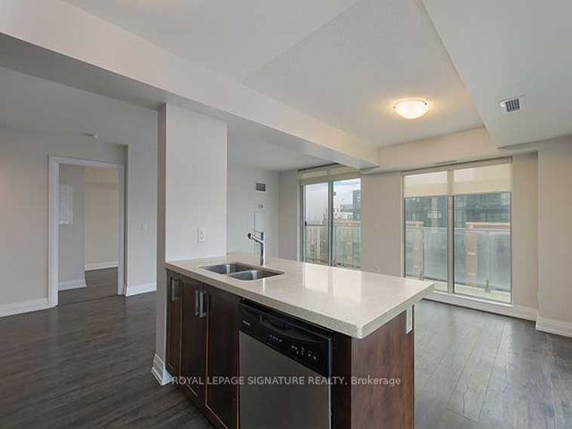 E1007 - 555 Wilson Ave