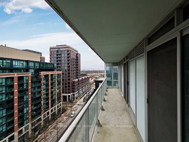 E1007 - 555 Wilson Ave