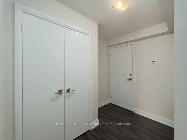E1007 - 555 Wilson Ave