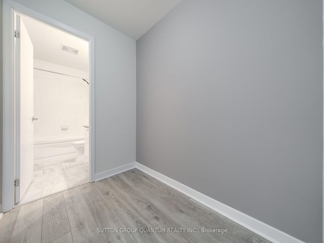 2901 - 18 Harbour St