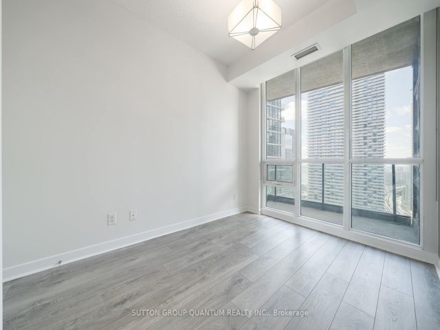 2901 - 18 Harbour St