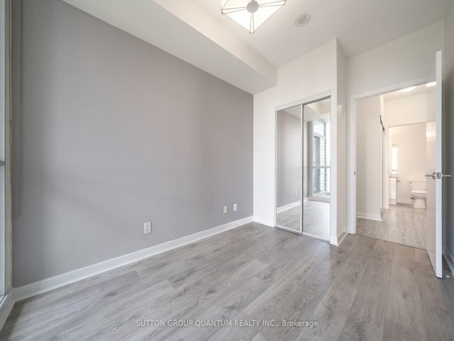 2901 - 18 Harbour St