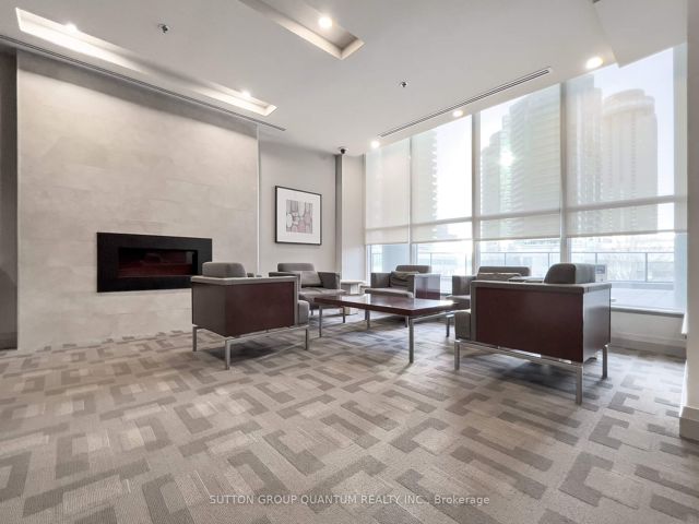 2901 - 18 Harbour St