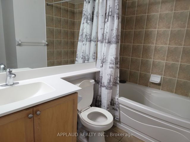 420 - 25 Greenview Ave