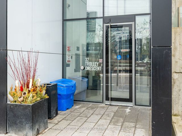 704 - 32 Trolley Cres
