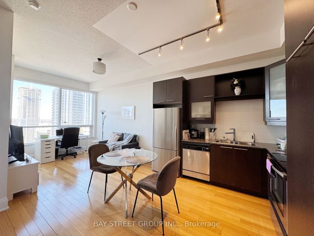 3001 - 500 Sherbourne St
