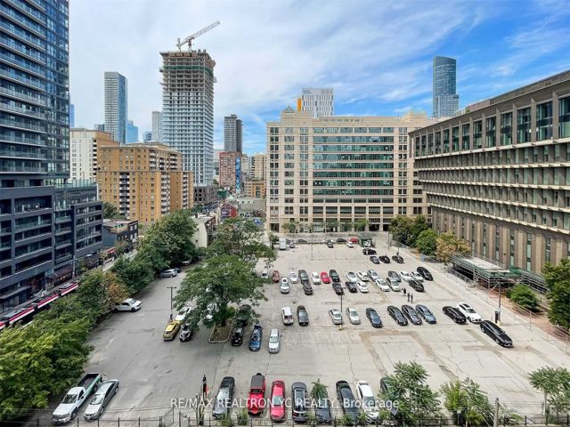 832 - 251 Jarvis St