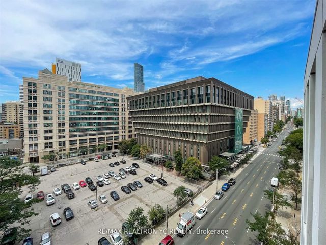 832 - 251 Jarvis St