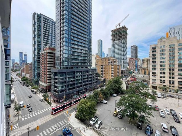 832 - 251 Jarvis St