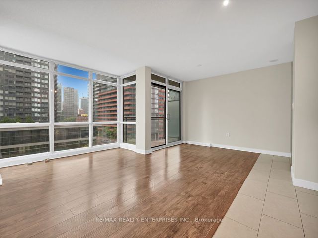 903 - 15 Fort York Blvd