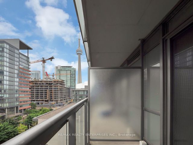 903 - 15 Fort York Blvd