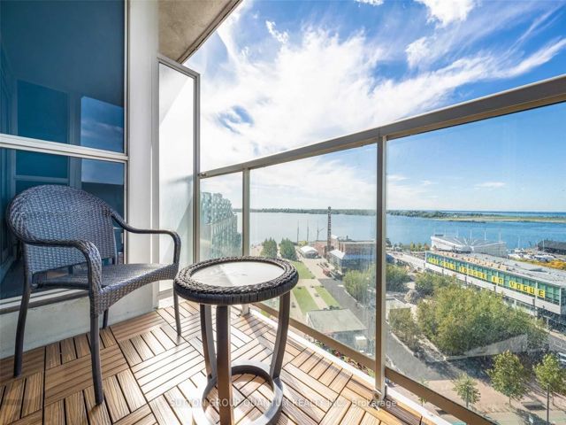 1410 - 208 Queens Quay W