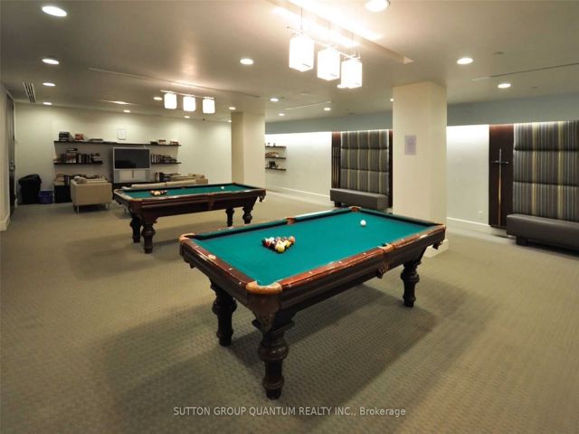 1410 - 208 Queens Quay W