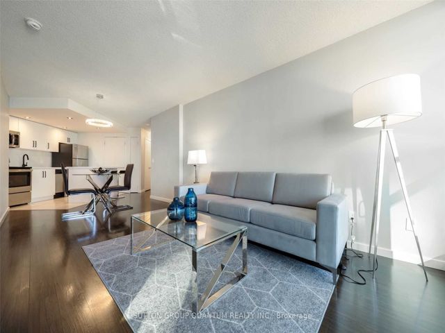 1410 - 208 Queens Quay W