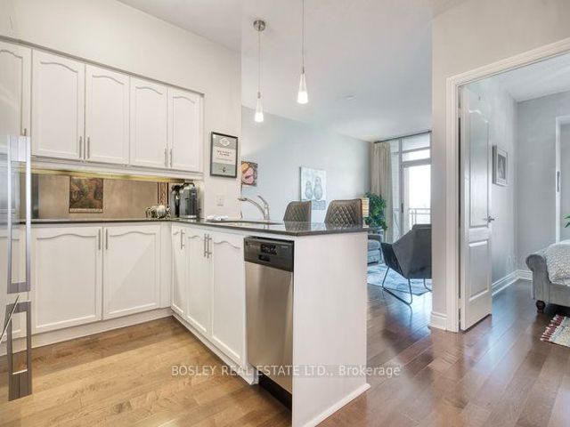 #406 - 319 Merton St