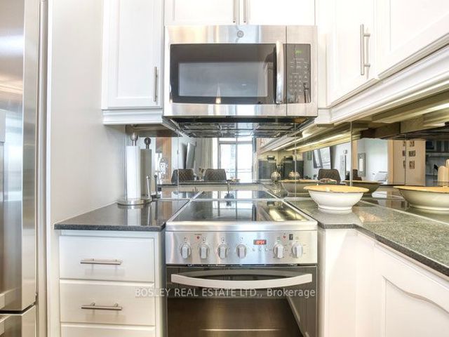 #406 - 319 Merton St