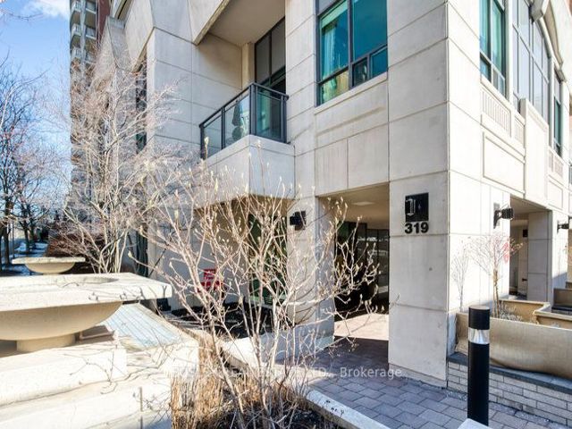 #406 - 319 Merton St