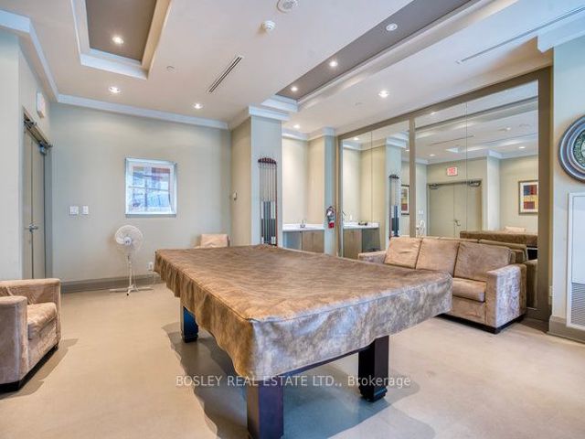 #406 - 319 Merton St