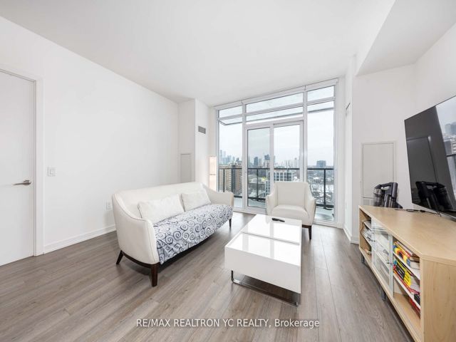 1301 - 50 Power St