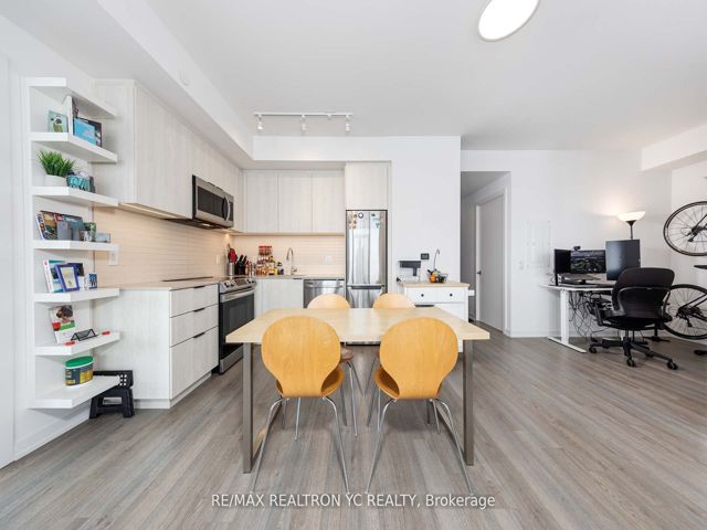 1301 - 50 Power St