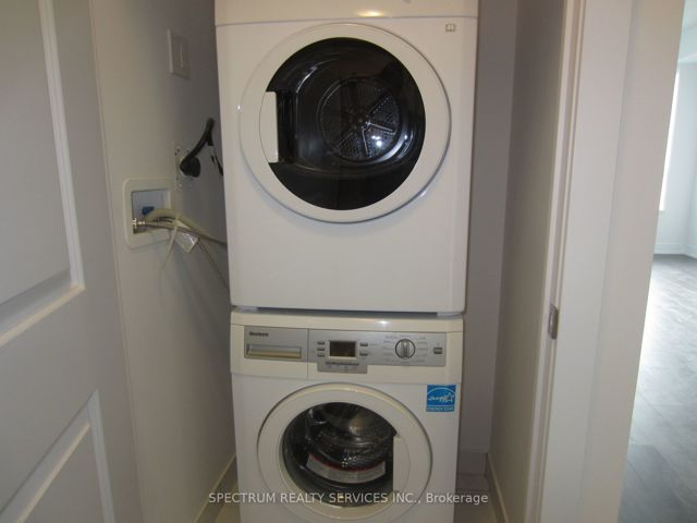 311 - 7 Kenaston Gdns