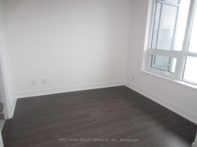 311 - 7 Kenaston Gdns