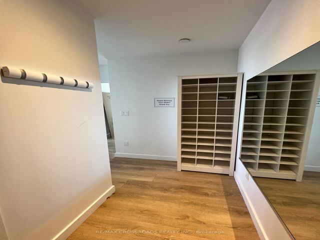 2105 - 215 Queen St