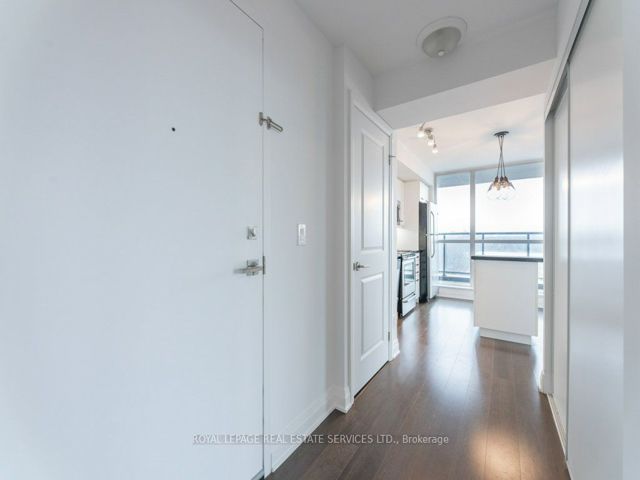 803 - 270 Rushton Rd W