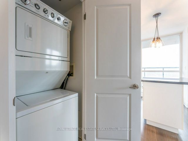 803 - 270 Rushton Rd W