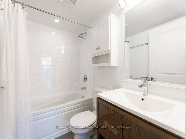 803 - 270 Rushton Rd W