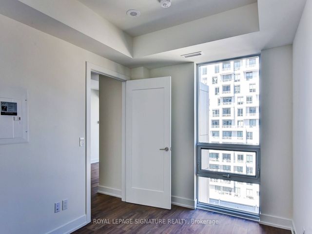 713 - 80 Vanauley St