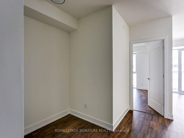 713 - 80 Vanauley St