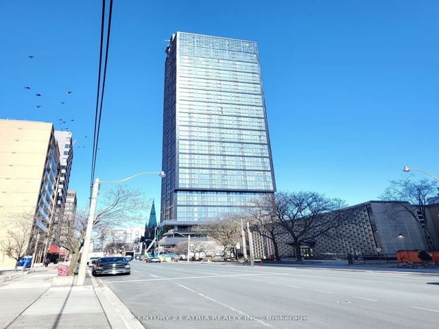 1807 - 319 Jarvis St