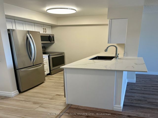 1709 - 153 Beecroft Rd