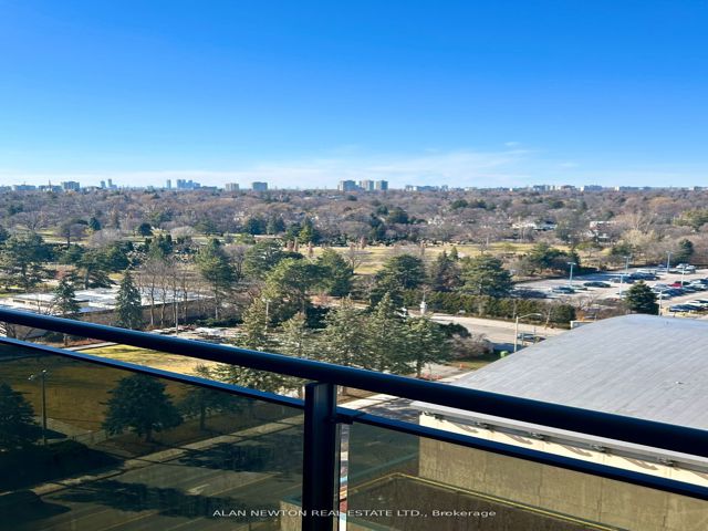 1709 - 153 Beecroft Rd