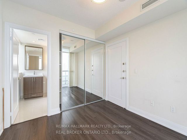 2103 - 18 Graydon Hall Dr